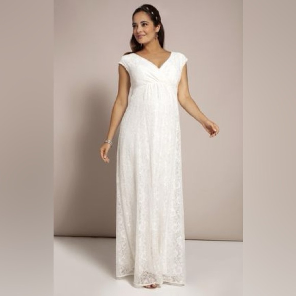 Tiffany Rose Made England Empire Waist Maternity soft fine lace gown sz 2 US 4-6